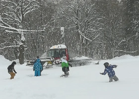 10-01-2019-lyzarsky-vycvik-dopoledne-bez-elektriny-snehova-bitva_10.jpg