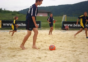 mcr-beachsoccer_4.jpg