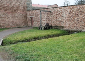 skolni-vylet-terezin_40.jpg