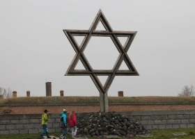 skolni-vylet-terezin_7.jpg