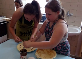 16-06-2018-krouzek-vareni-s-hostem-palacinky-a-donuty_18.jpg