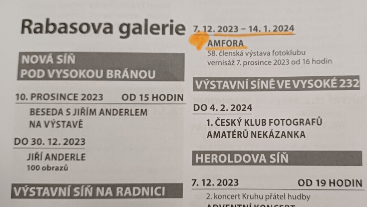 Otevření vernisáže Amfory 7. 12. 2023 našimi kytaristy